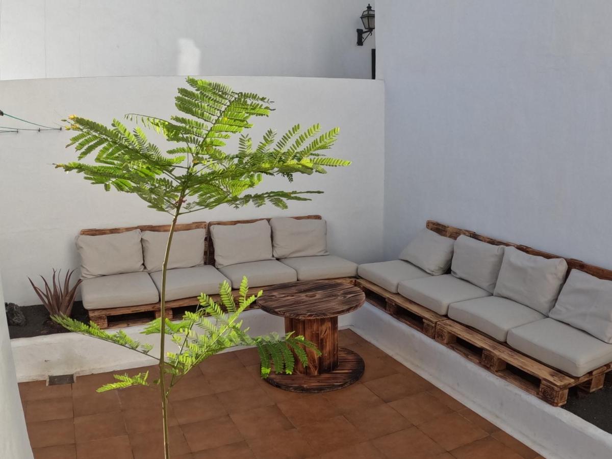 Cozy Waterman Beach House Costa Teguise Extérieur photo