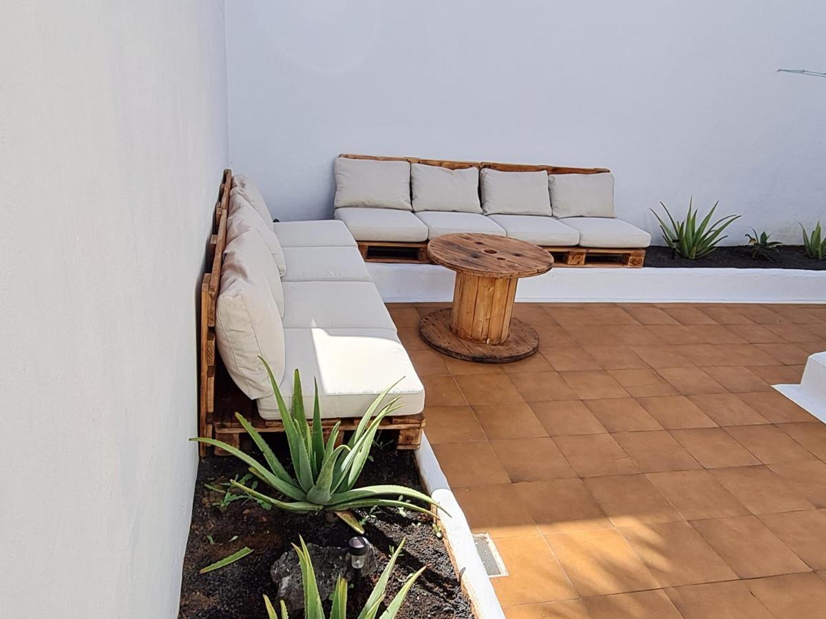 Cozy Waterman Beach House Costa Teguise Extérieur photo