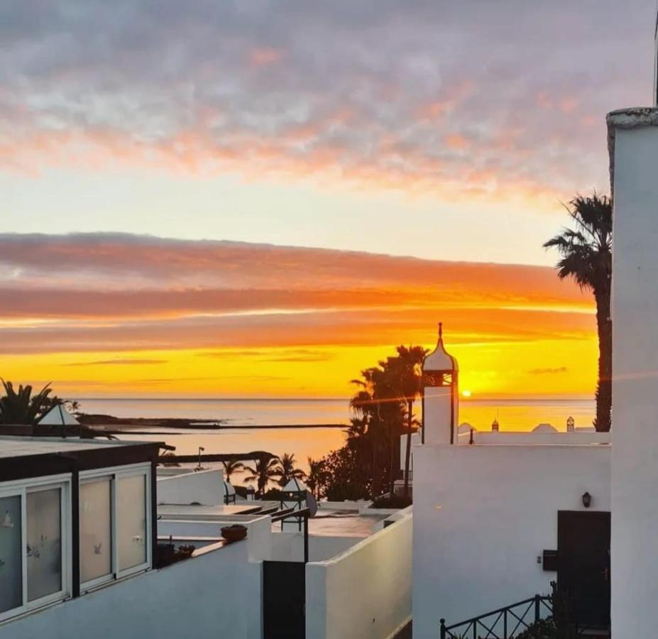 Cozy Waterman Beach House Costa Teguise Extérieur photo